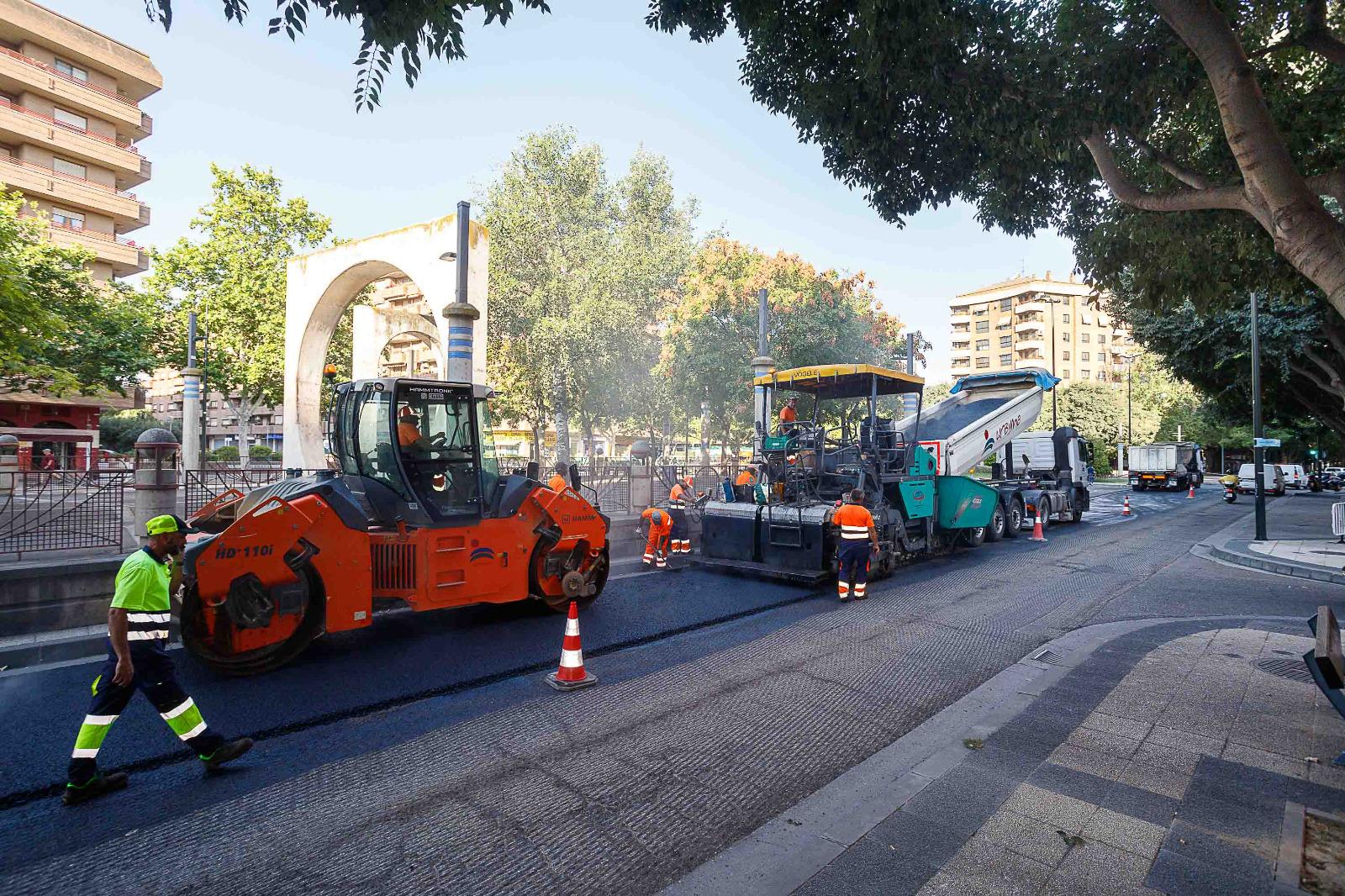El Ayuntamiento ejecuta la última fase de las operaciones asfalto de 2023 y alcanza una inversión anual de 3 millones de euros. Noticia. Ayuntamiento de Zaragoza