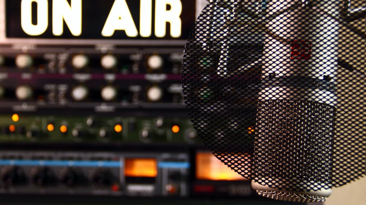 El IRSST hace balance de sus intervenciones radiofónicas en 2023 para difundir la cultura preventiva