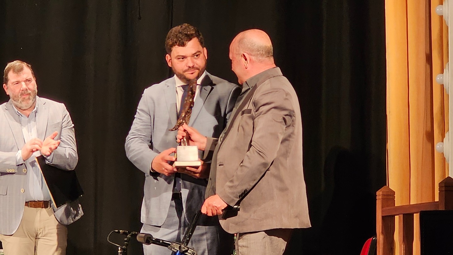 Emotivo homenaje celebrado en el Teatro Olivares Veas al arcense Antonio Soto