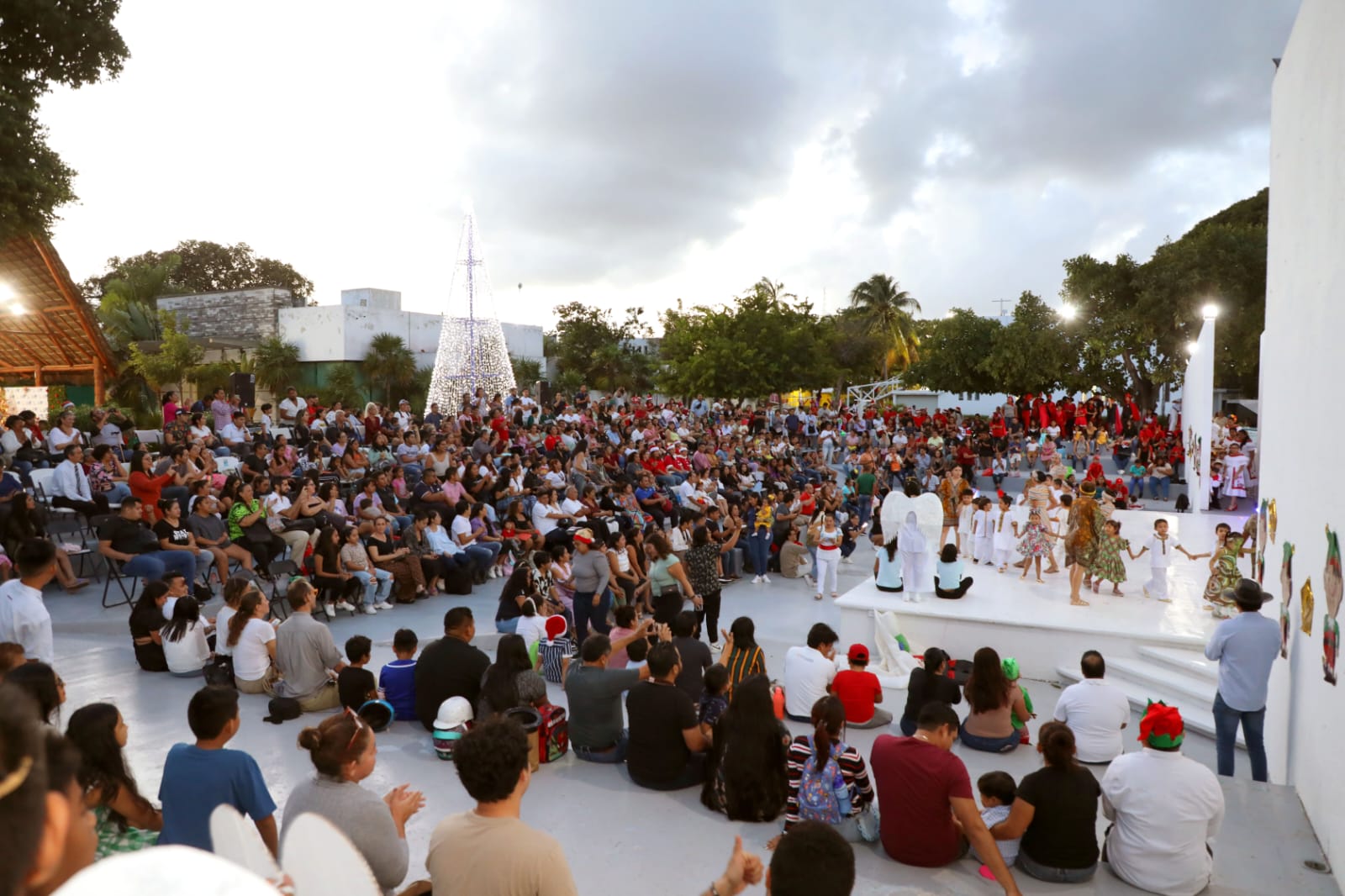 Participan niñas y niños en festival navideño del DIF Solidaridad – H. Ayuntamiento de Solidaridad