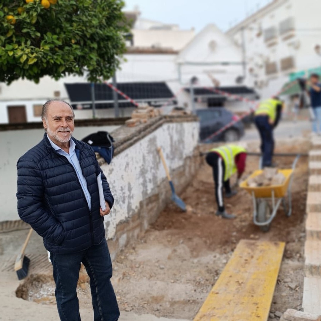 Rampa para personas con movilidad reducida en la Plaza de la Caridad