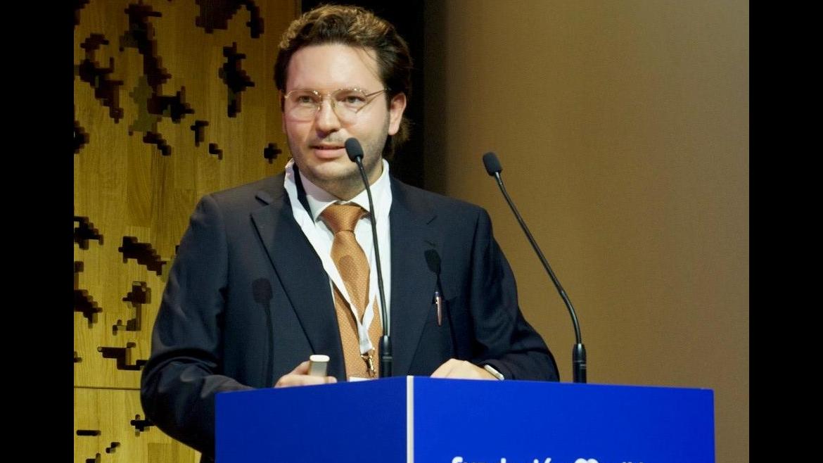 Un médico residente del Servicio de Anestesia del Hospital Puerta de Hierro, premio al mejor artículo científico publicado por un investigador MIR