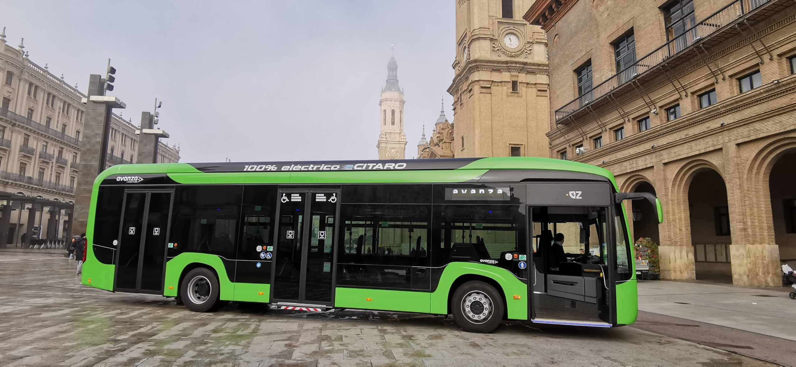 La flota de autobuses urbanos de Zaragoza contará con 40 autobuses 100% eléctricos del modelo Mercedes-Benz eCitaro. Noticia. Ayuntamiento de Zaragoza