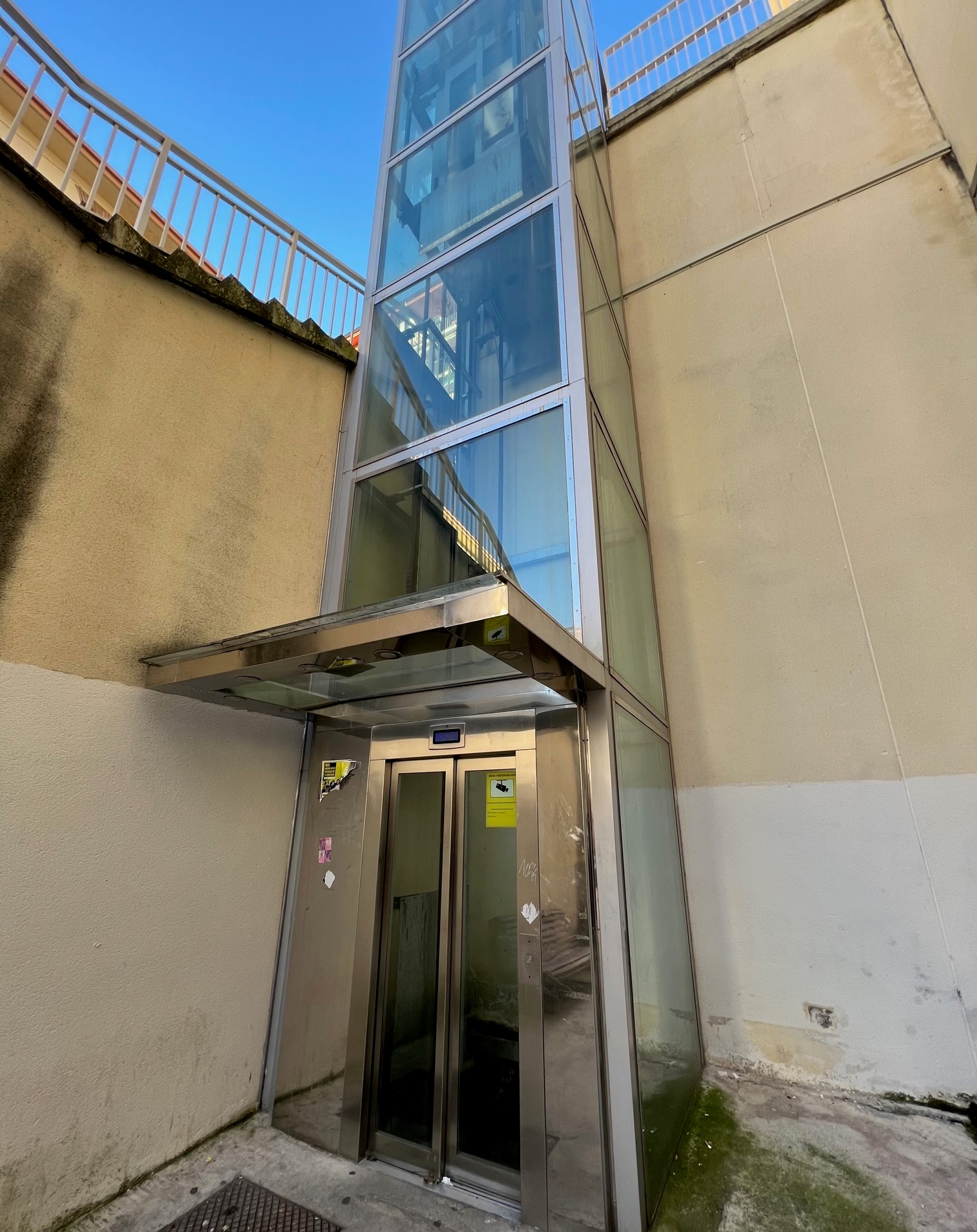 Una avería en los cables de tracción obliga a cerrar el ascensor panorámico de la calle La Corte por seguridad – Ayuntamiento Estella-Lizarra Udala