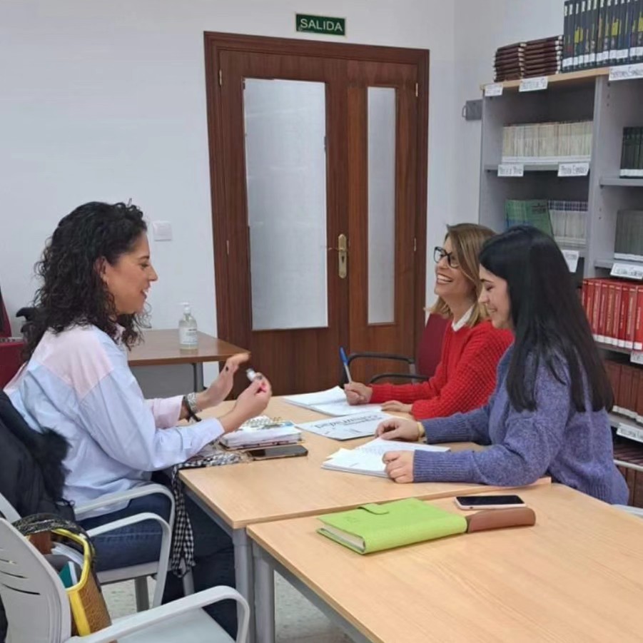 El Proyecto CRECE de Cruz Roja sigue presente en Arcos de la Frontera