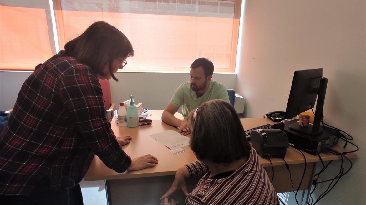 El Servicio de Farmacia del Hospital Universitario de Fuenlabrada obtiene un sello de calidad por la información ofrecida al paciente oncológico