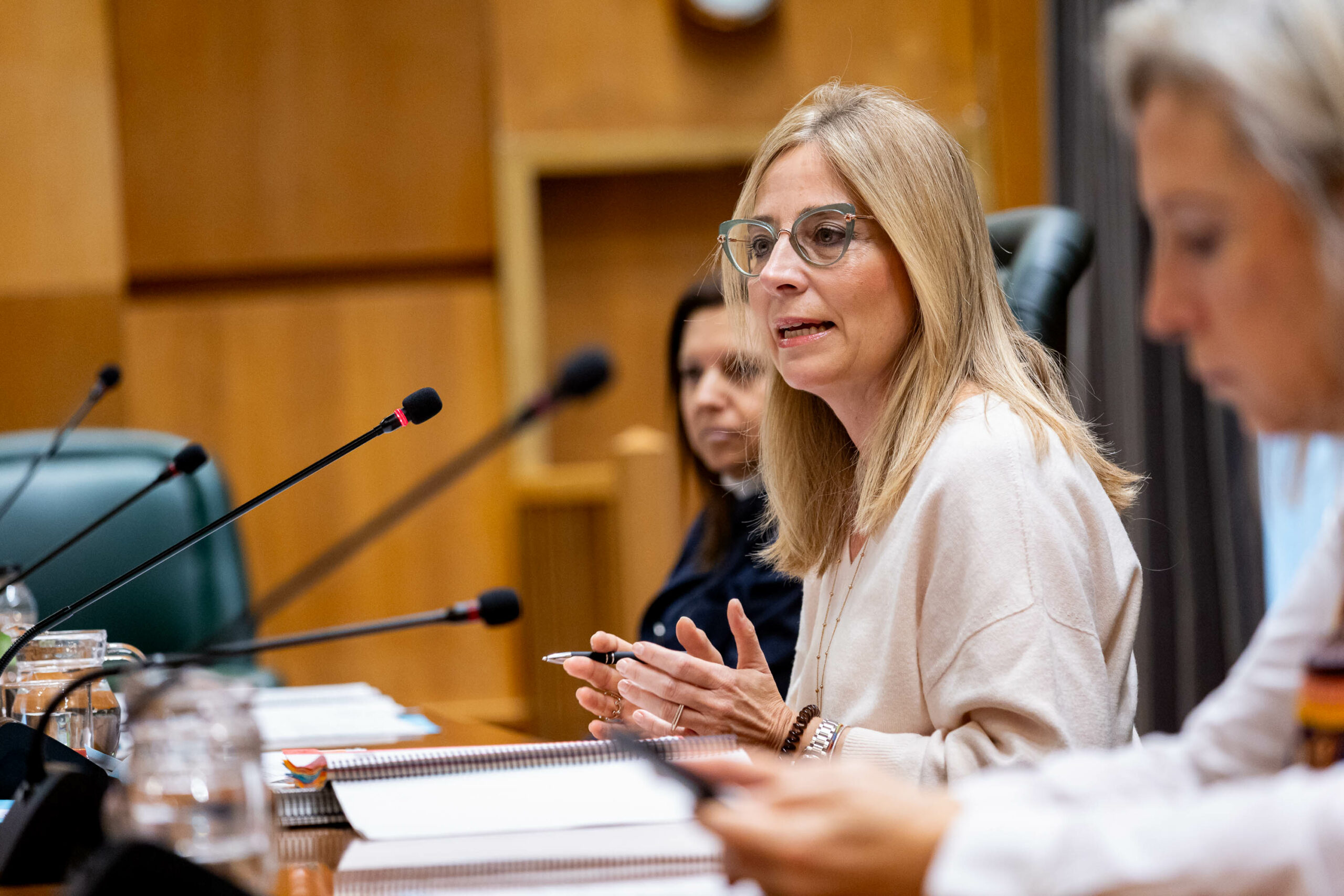 La Comisión de Hacienda da luz verde al proyecto de Presupuesto 2024, el más inversor de los últimos quince años. Noticia. Ayuntamiento de Zaragoza