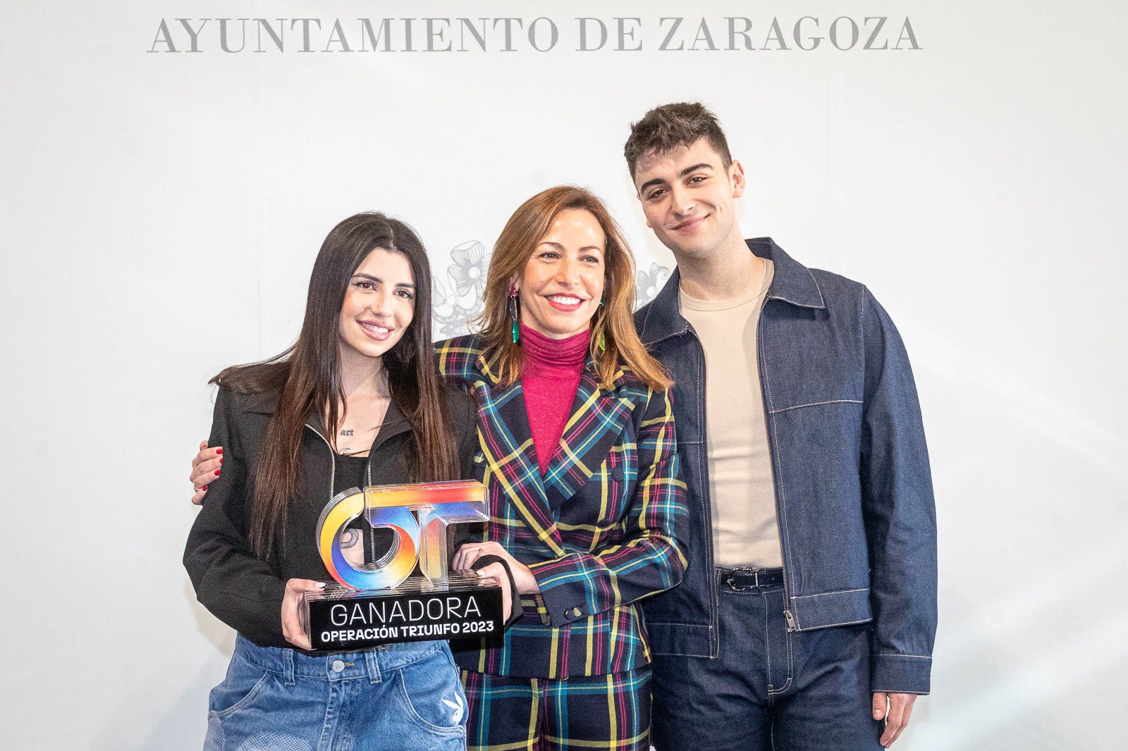 La alcaldesa Natalia Chueca anuncia que Juanjo Bona y Naiara Moreno, finalistas de OT, serán los pregoneros del Pilar 2024. Noticia. Ayuntamiento de Zaragoza