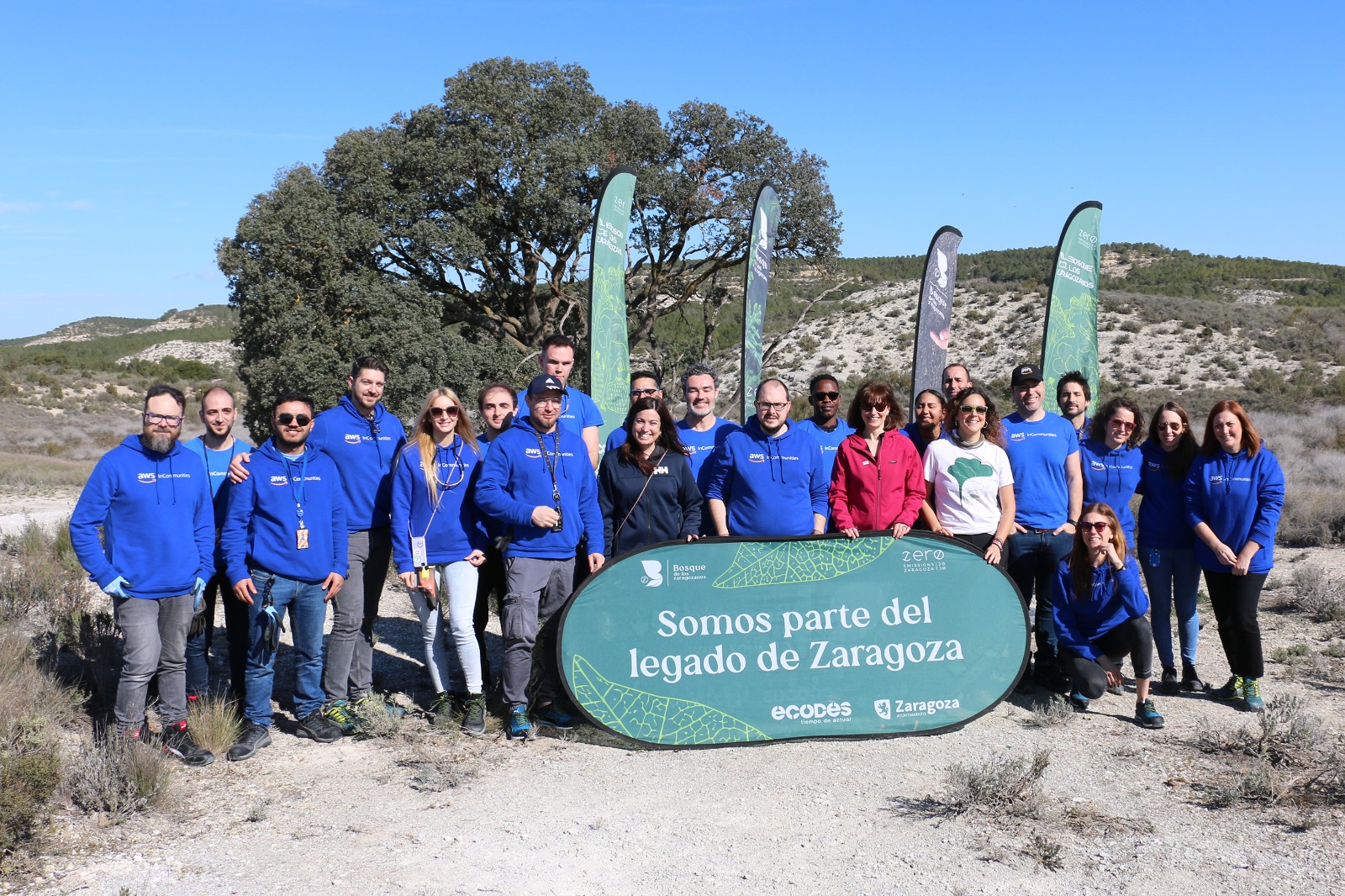 AWS amplía su colaboración con el Bosque de los Zaragozanos con la plantación de 2.500 árboles y arbustos. Noticia. Ayuntamiento de Zaragoza