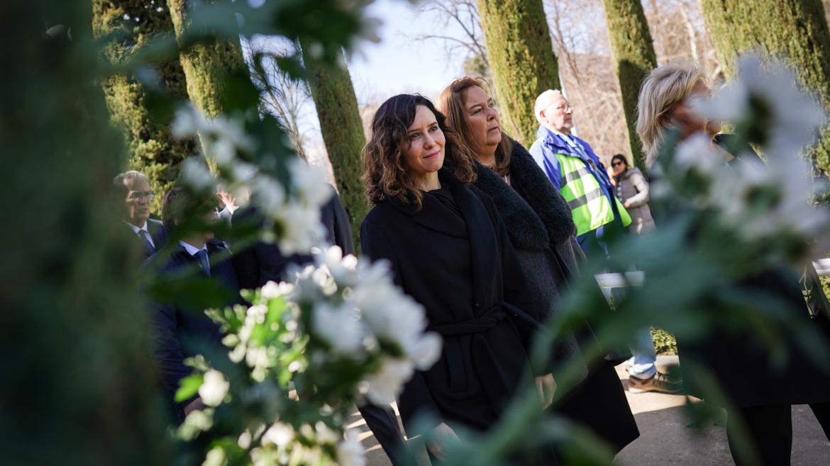 Díaz Ayuso, en el homenaje a las víctimas de los atentados terroristas del 11-M organizado por la AVT