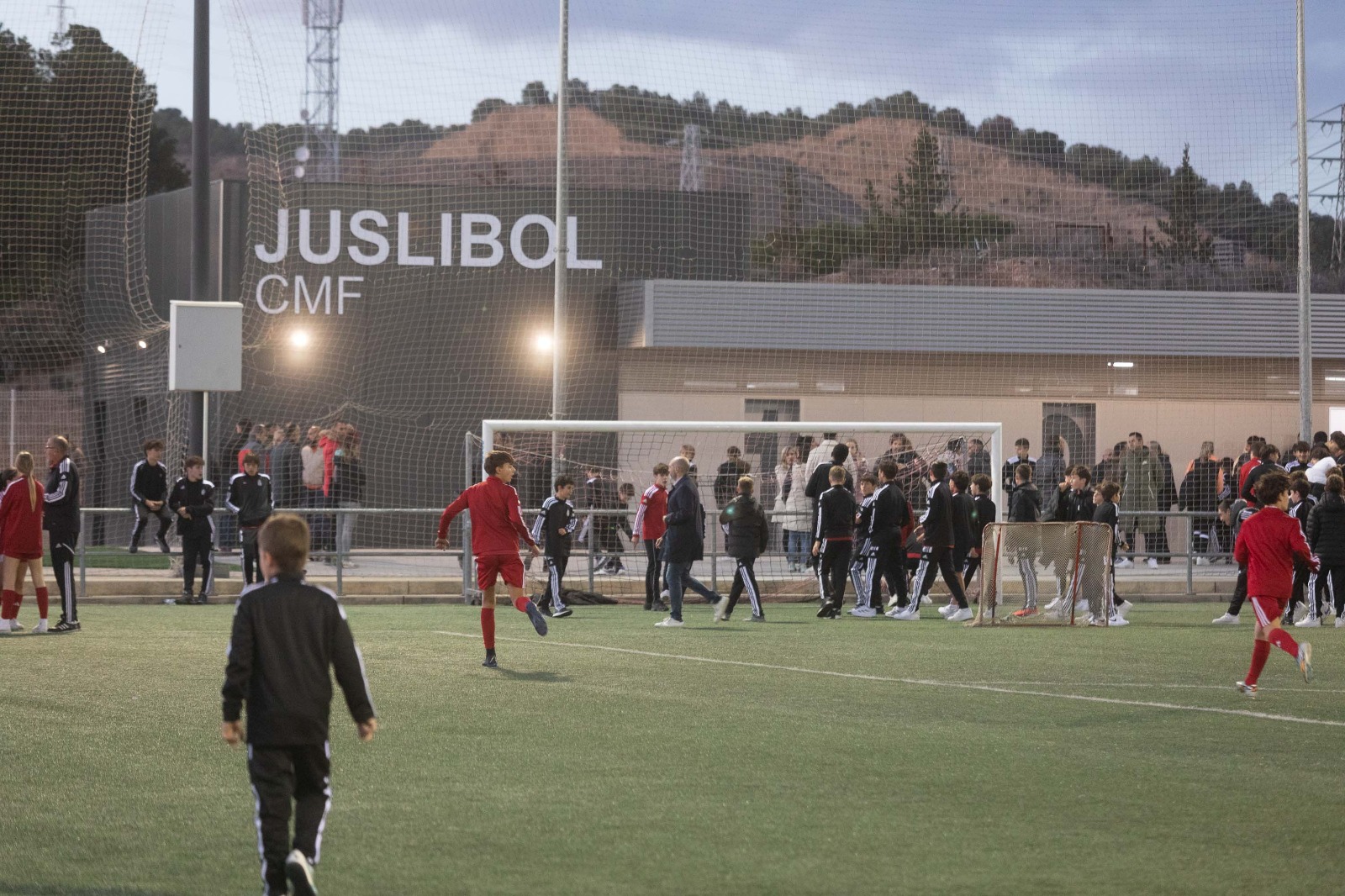El Ayuntamiento construirá este año un nuevo campo de fútbol 7 en Juslibol. Noticia. Ayuntamiento de Zaragoza