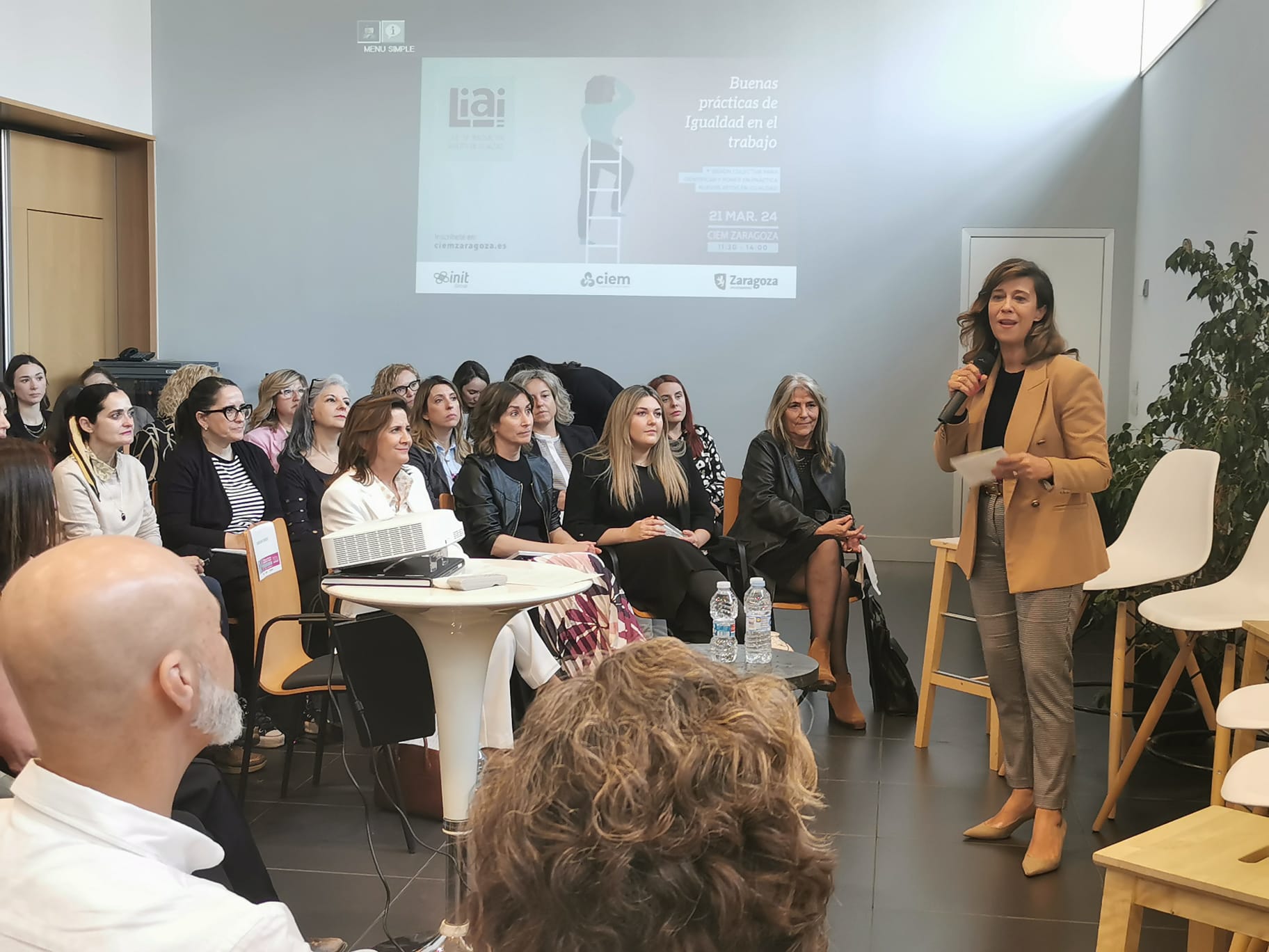 El Laboratorio de Innovación en Igualdad muestra buenas prácticas en el ámbito laboral. Noticia. Ayuntamiento de Zaragoza