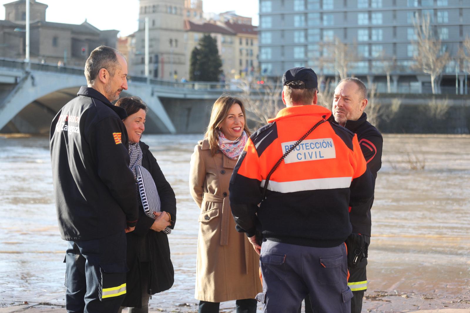 La crecida ordinaria del Ebro ha llegado a Zaragoza con un caudal de 1.600 metros cúbicos por segundo, sin afecciones de gravedad. Noticia. Ayuntamiento de Zaragoza